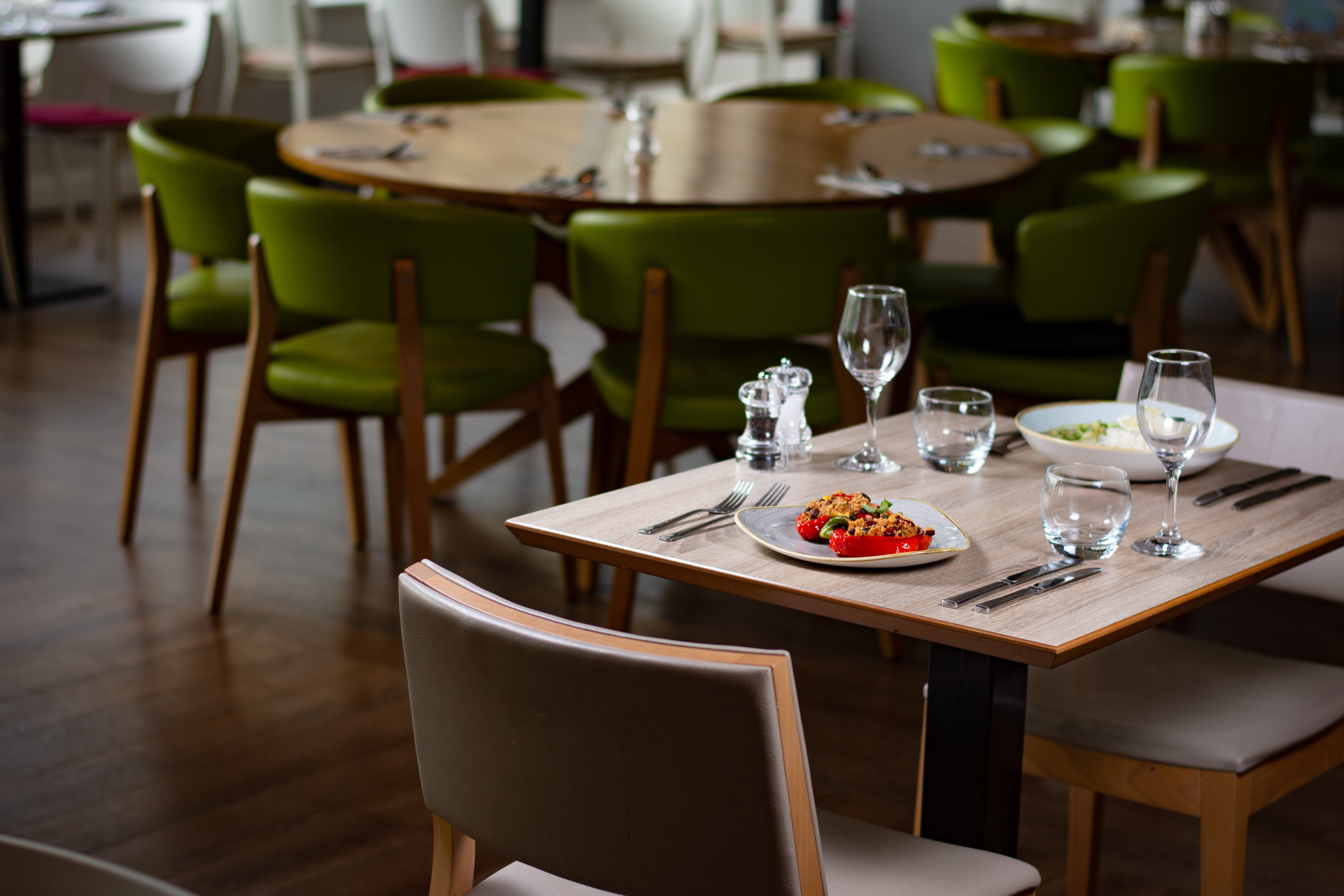 HOLIDAY INN LIVERPOOL 31/50