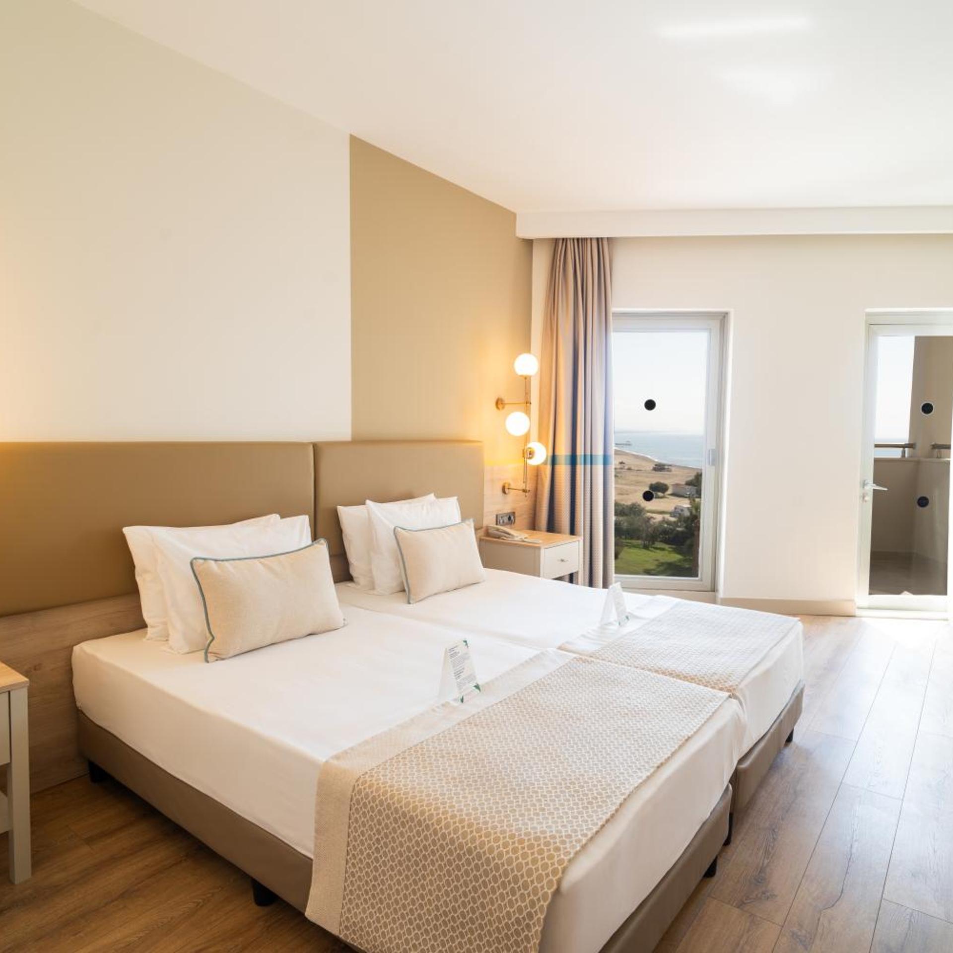 Deluxe, Suite