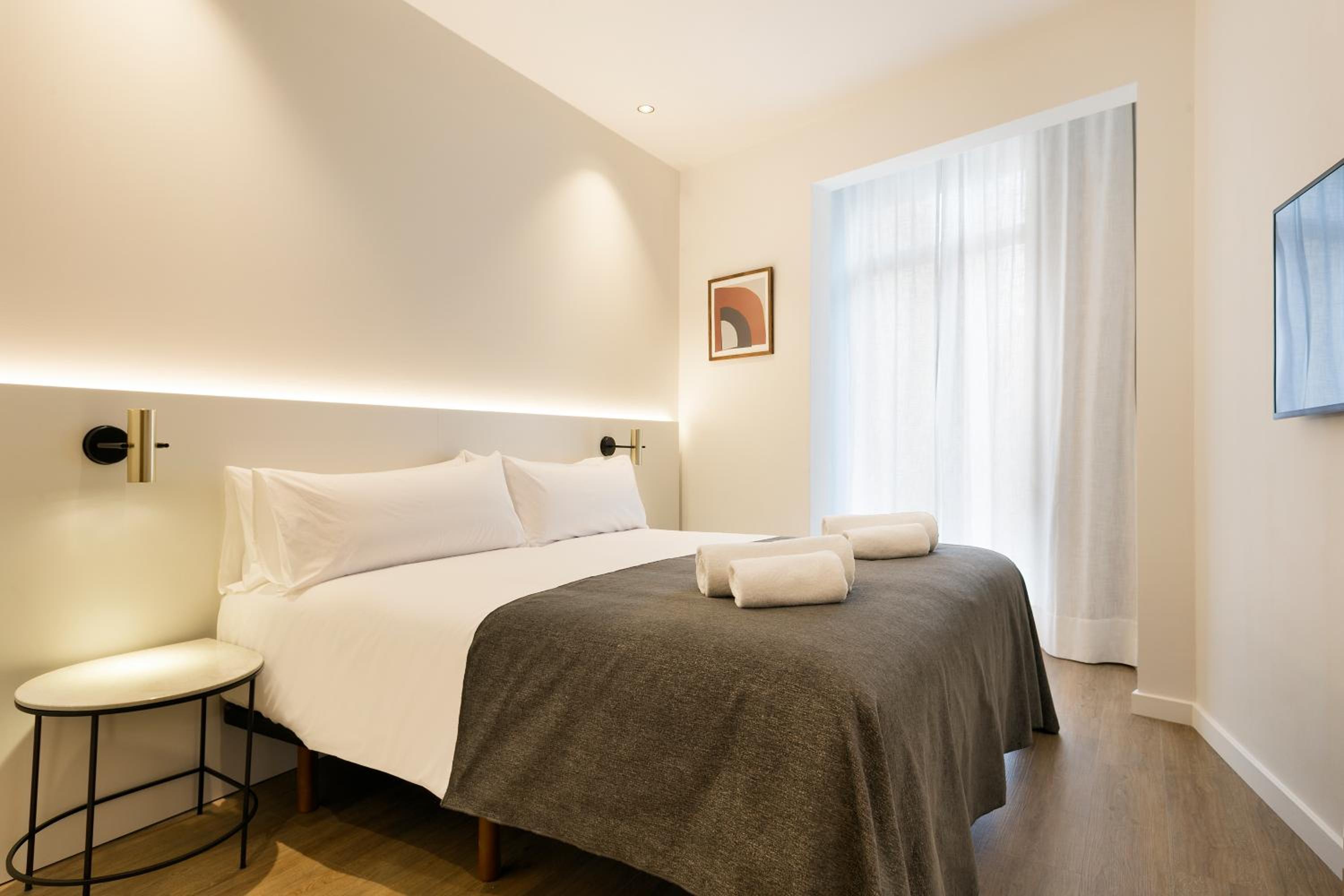 جناح عصري بشرفة بغرفتي نوم، Uma Suites Luxury Midtown 2/3