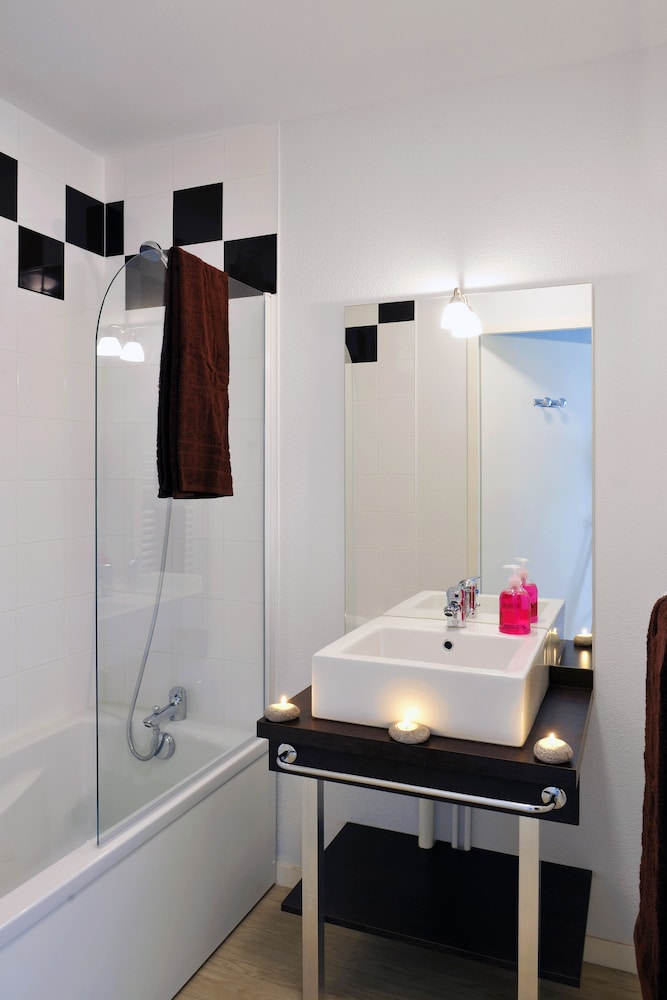 Residence Nemea Les Grands Rochers 33/33