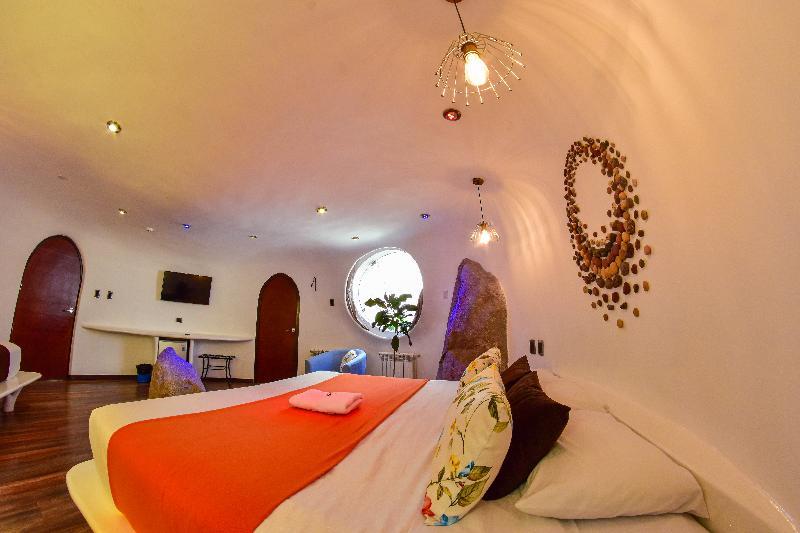 SUPERIOR, DOUBLE BED