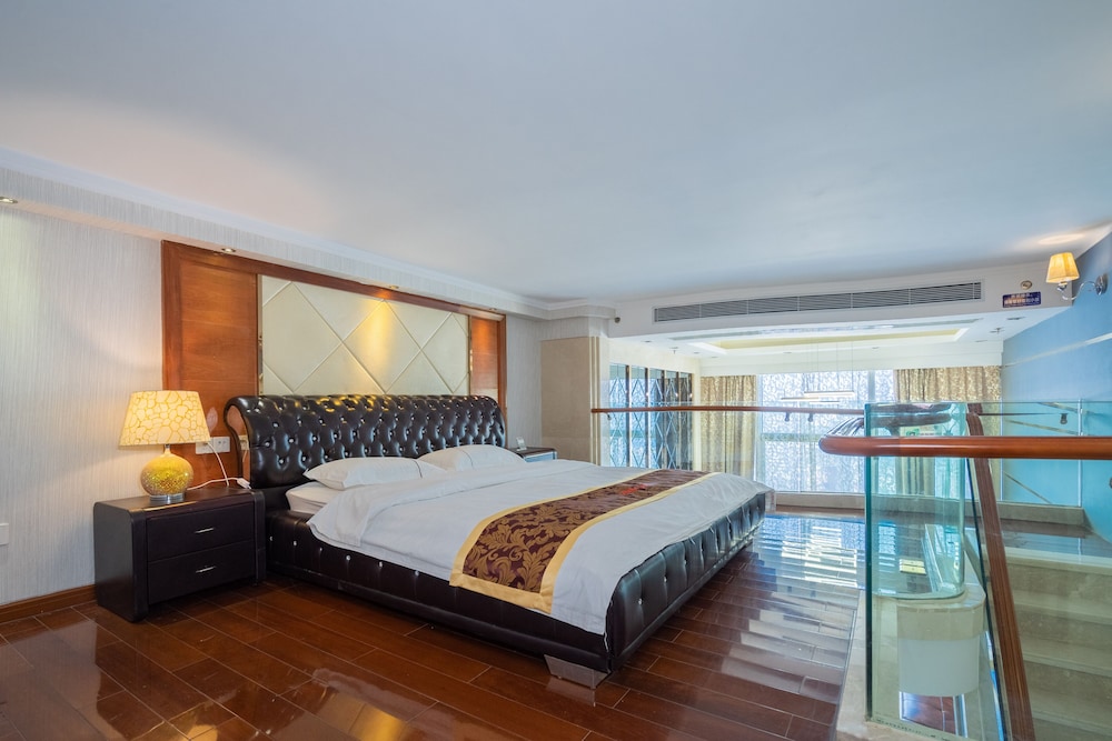 Louidon Mega Apartment Hotel of Kam Rueng Plaza Sunshine 25/77