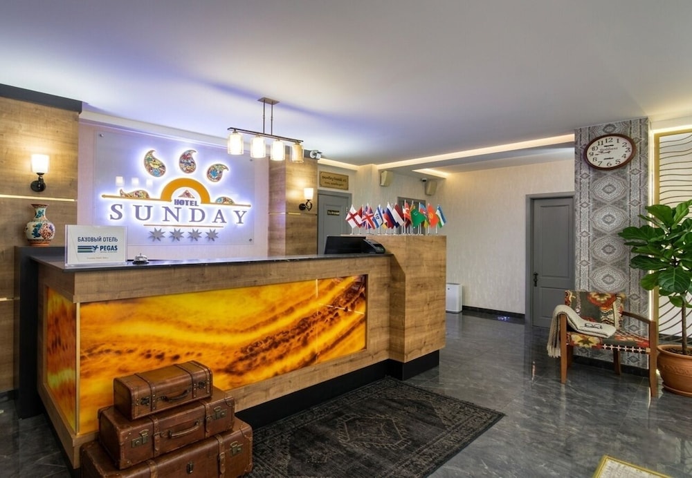 Sunday Old City Hotel 6/49