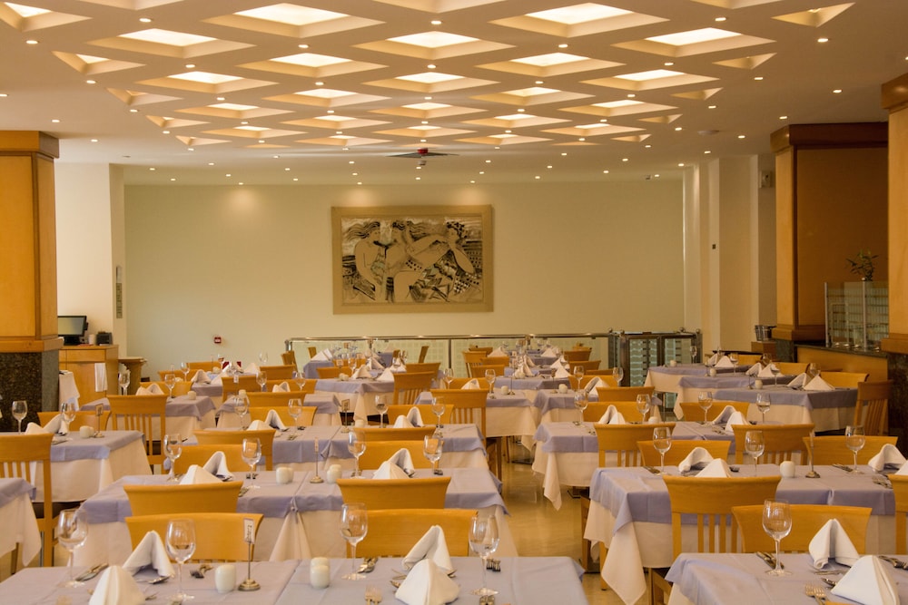 Ibiscus Hotel 23/26