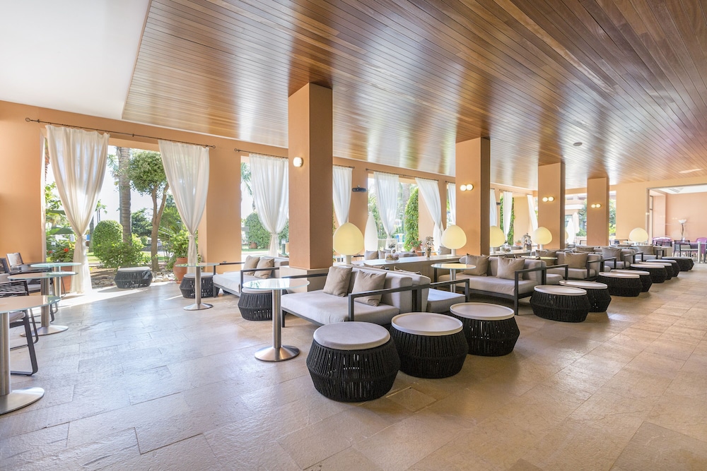 Hipotels Barrosa Palace and Spa 43/46