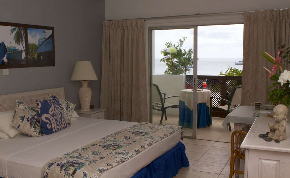 Sunswept Beach Hotel 14/44