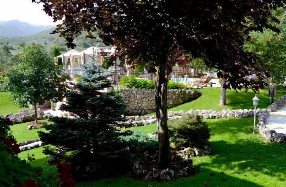 Hotel Bucaneve 32/40
