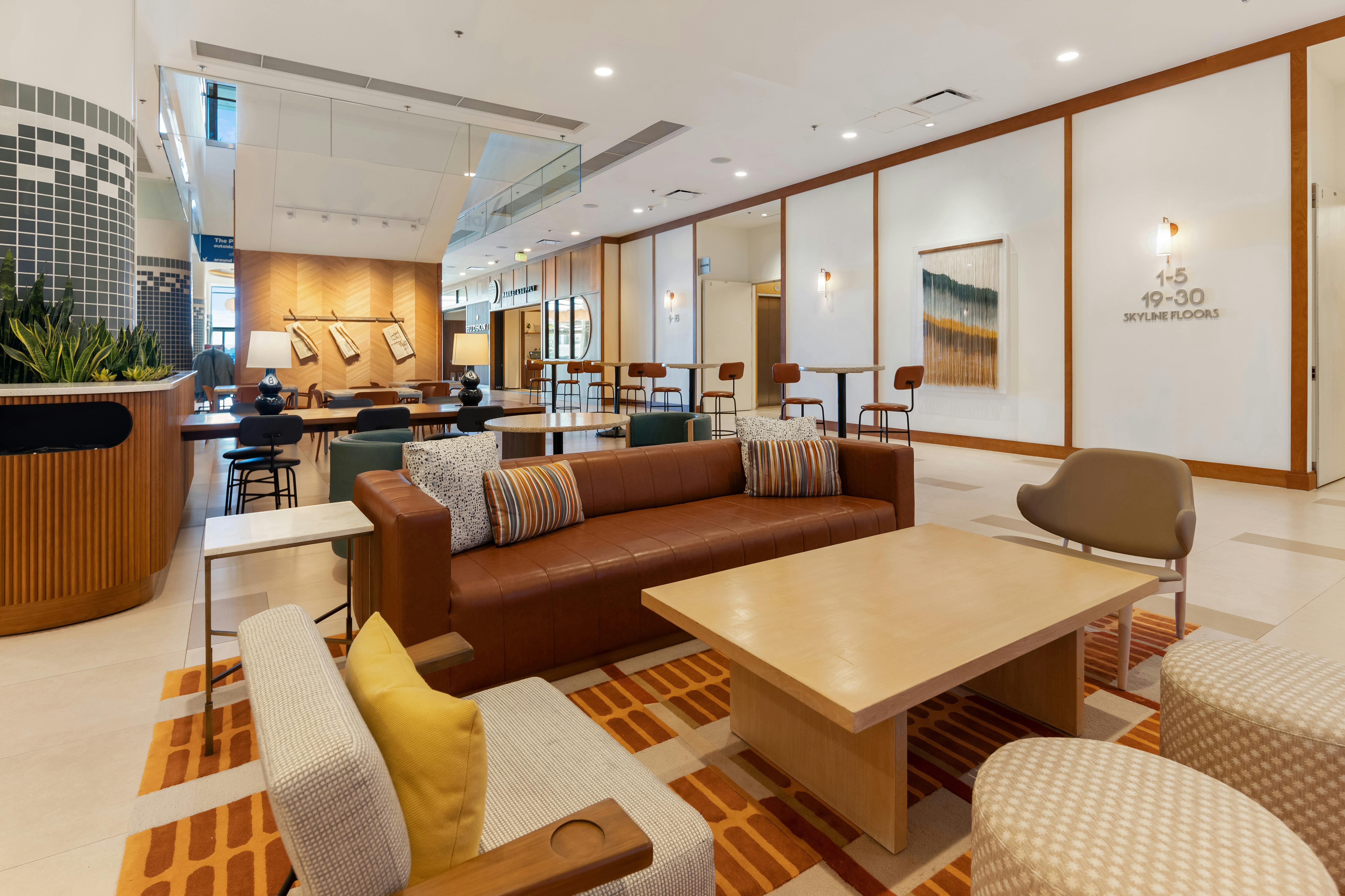 Hilton San Diego Bayfront 39/70