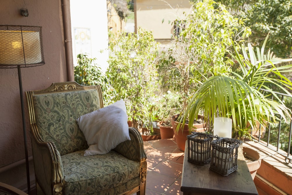 Hostal De La Plaaa 26/49