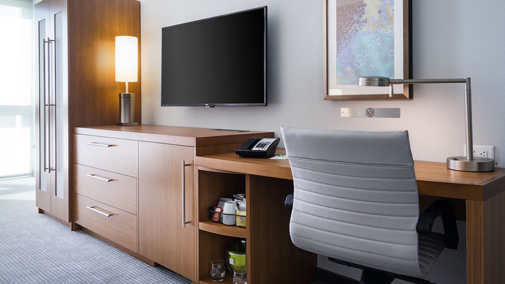 Hyatt Place St Petersburg/Downtown 7/30