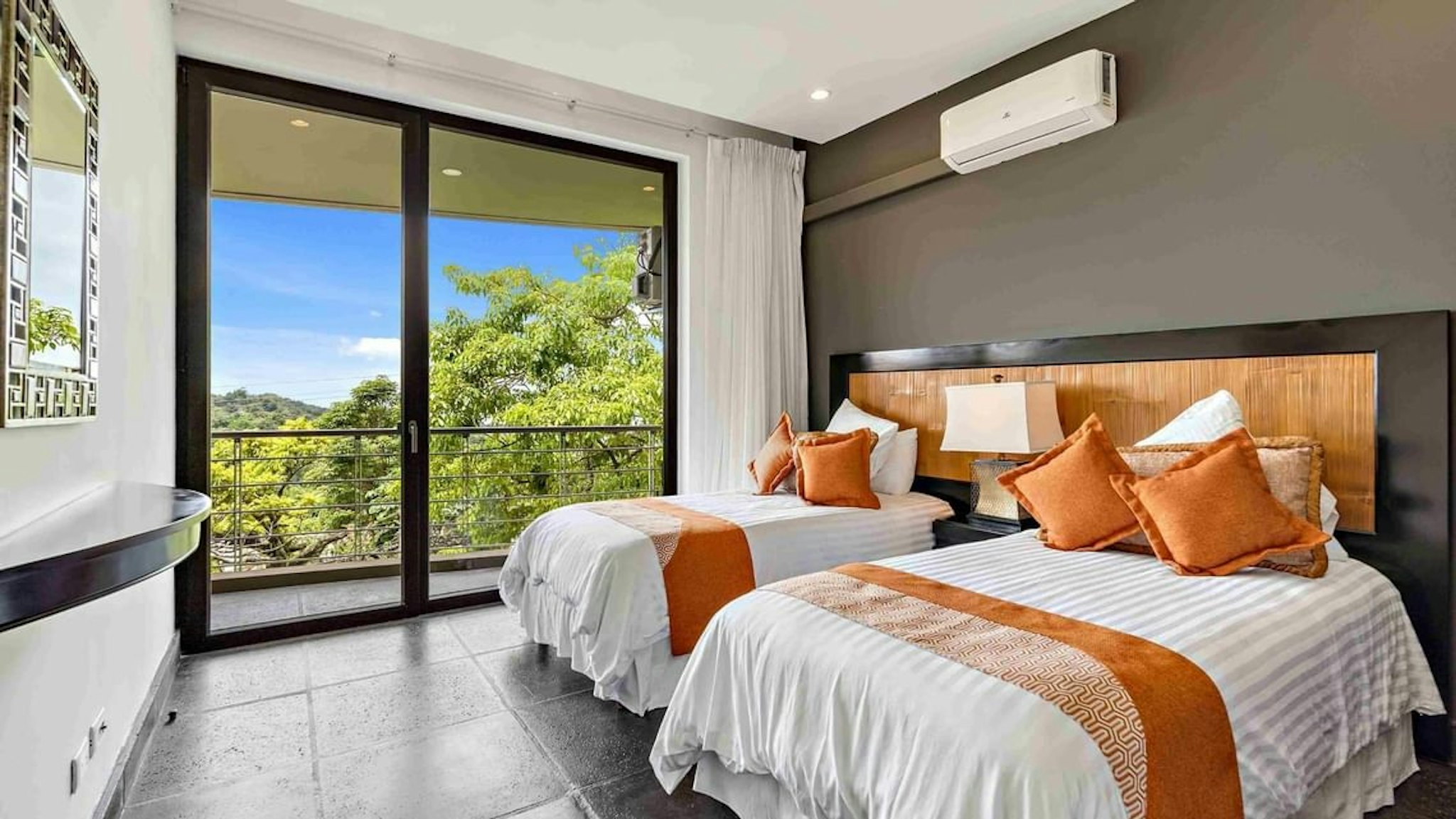 Tree Top, Suite, Ocean View