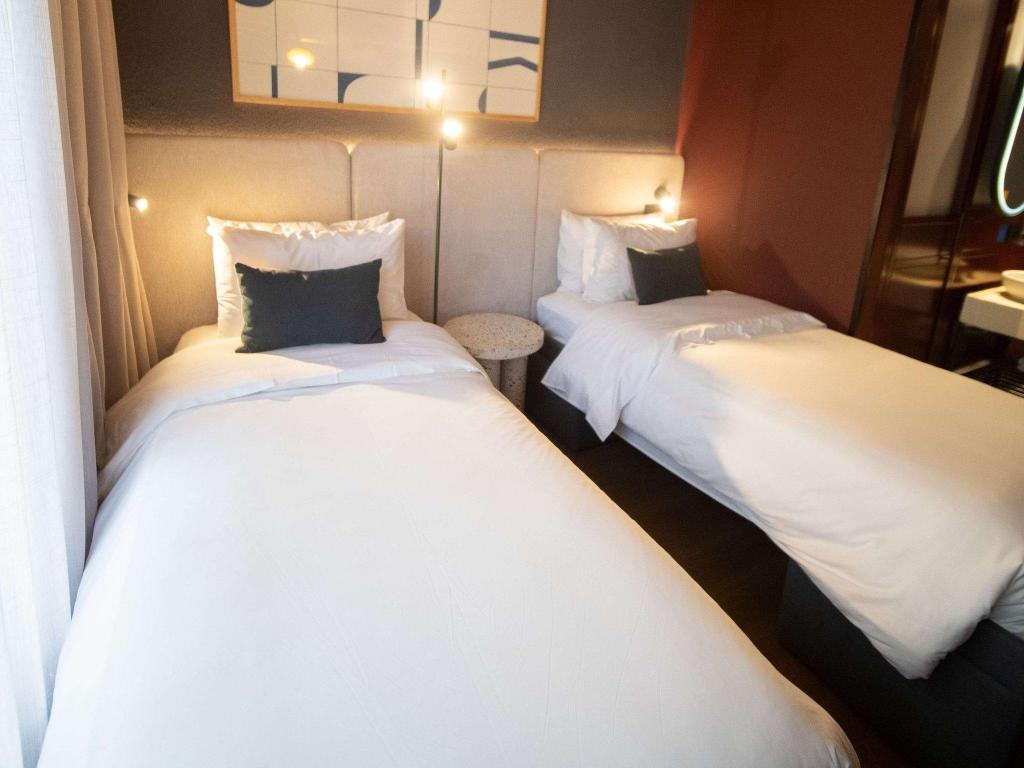 TRIBE ESSENTIAL, TWIN BEDS