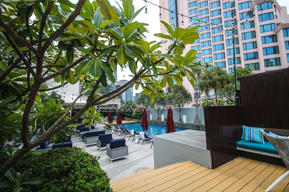 PARK PLAZA BANGKOK(SOI 18) 72/75