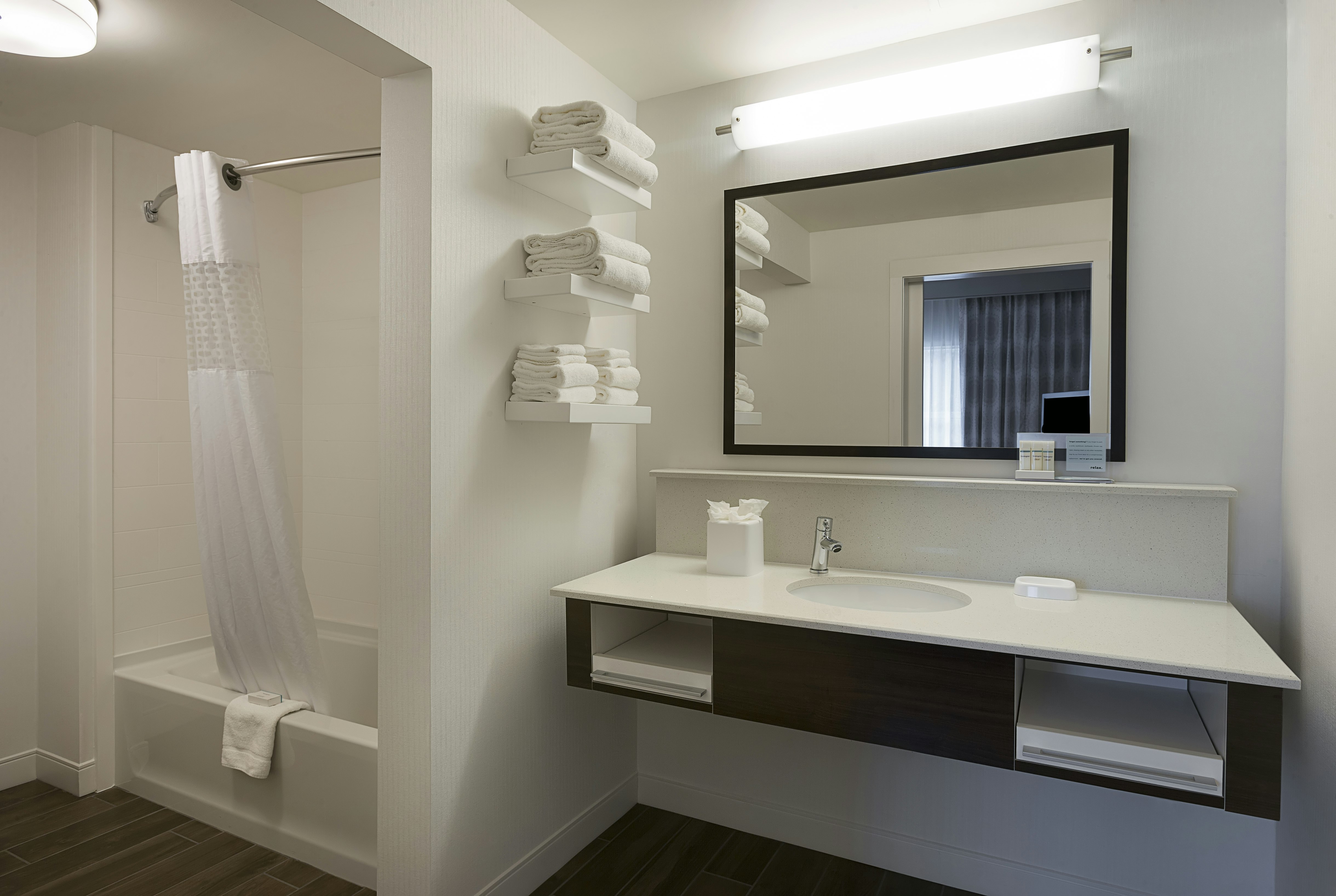 Hampton Inn Suites Charlotte Pineville 51/51