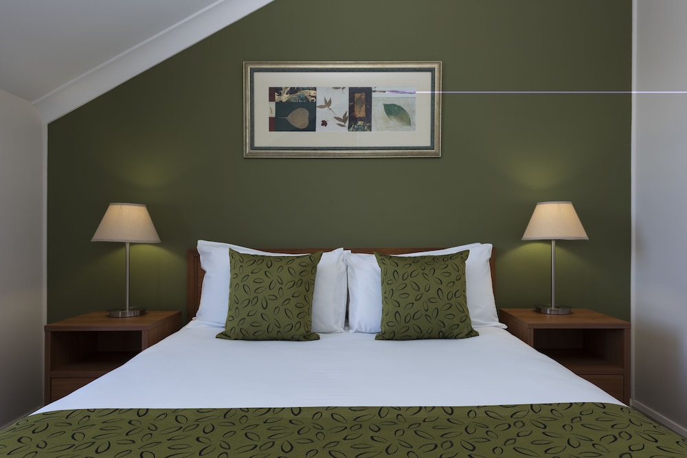 Leisure Inn Spires 21/50