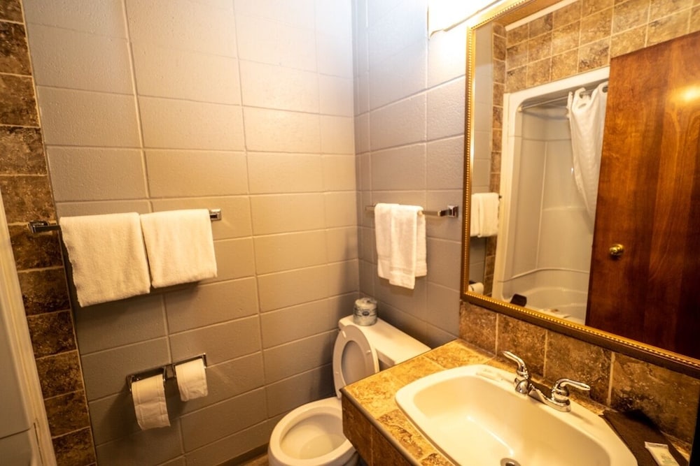 Vegreville Garden Inn 12/48