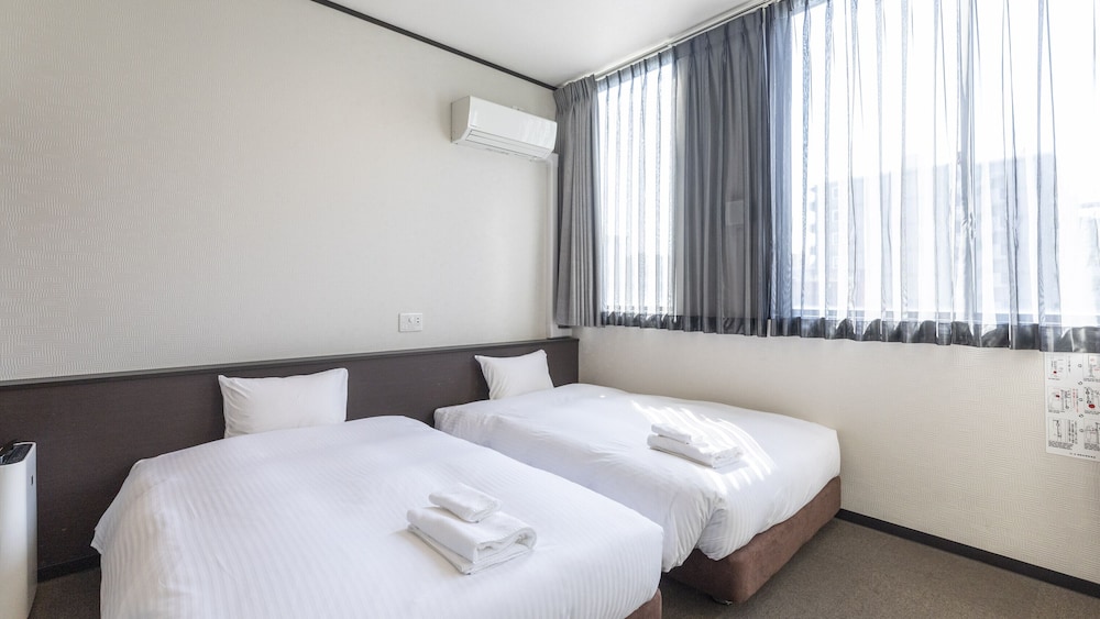 Osaka Port Hotel L'espoir 25/50