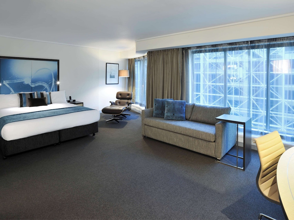 Novotel Melbourne on Collins 52/74