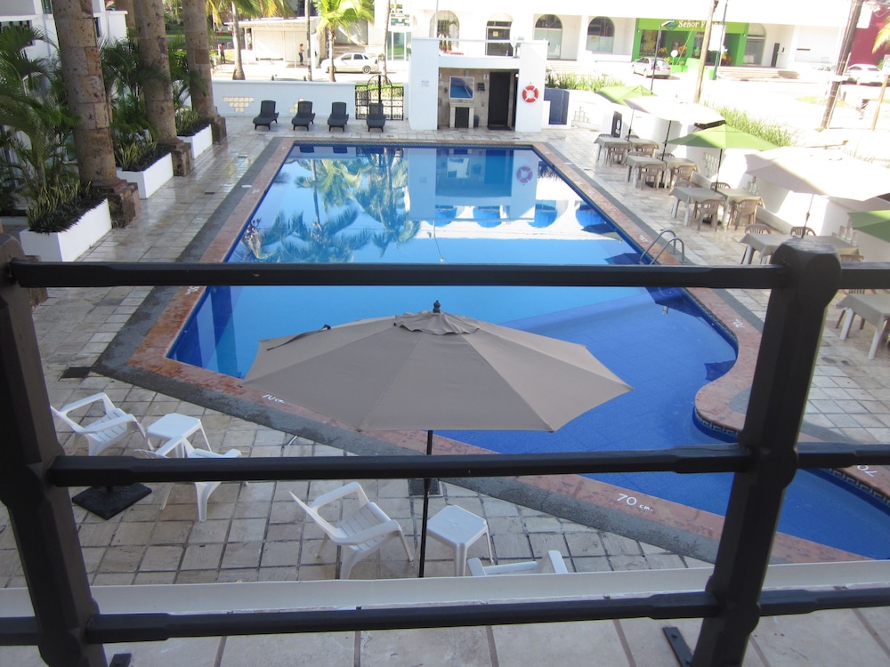 Hotel Solamar Inn 24/48