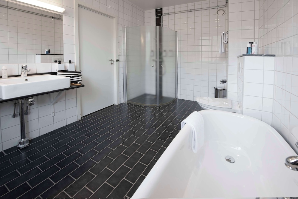 Nordic Buringen Hotel 28/30