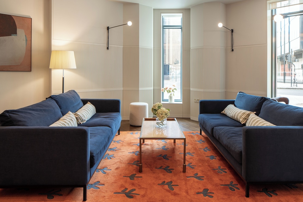 Rockwell East Aparthotel 19/49