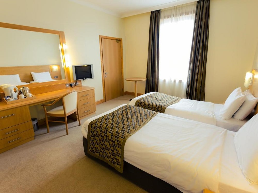 Great National Hotel Ballina 15/92