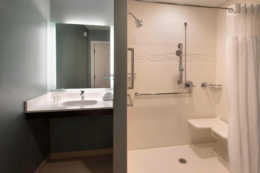Residence Inn By Marriott New York Long Island East End 12/49