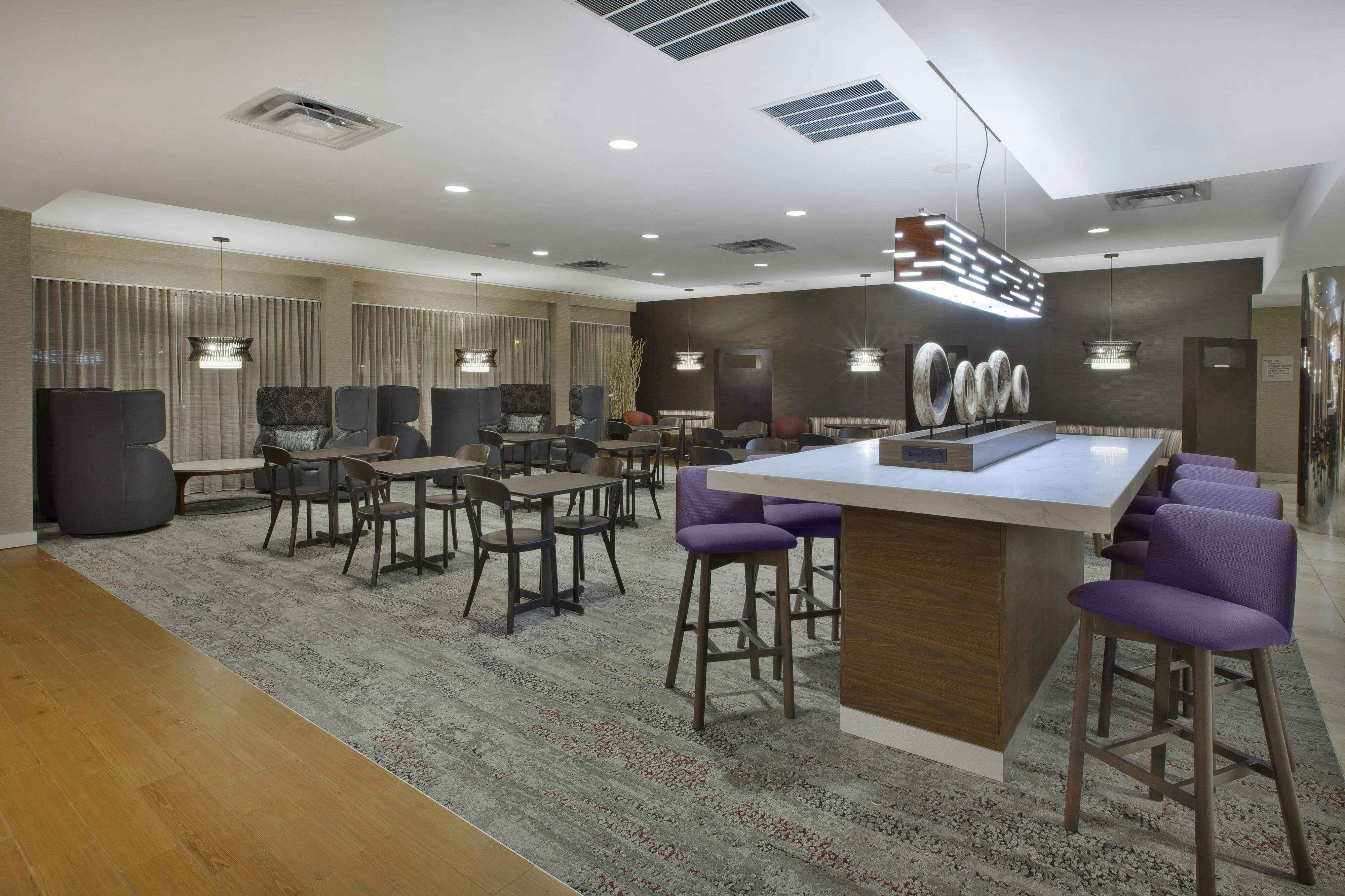 Courtyard Somerset by Marriott 10/17
