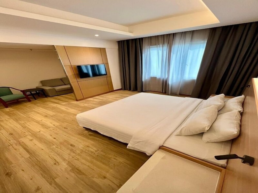 Renovated, Junior Suite, Double Bed