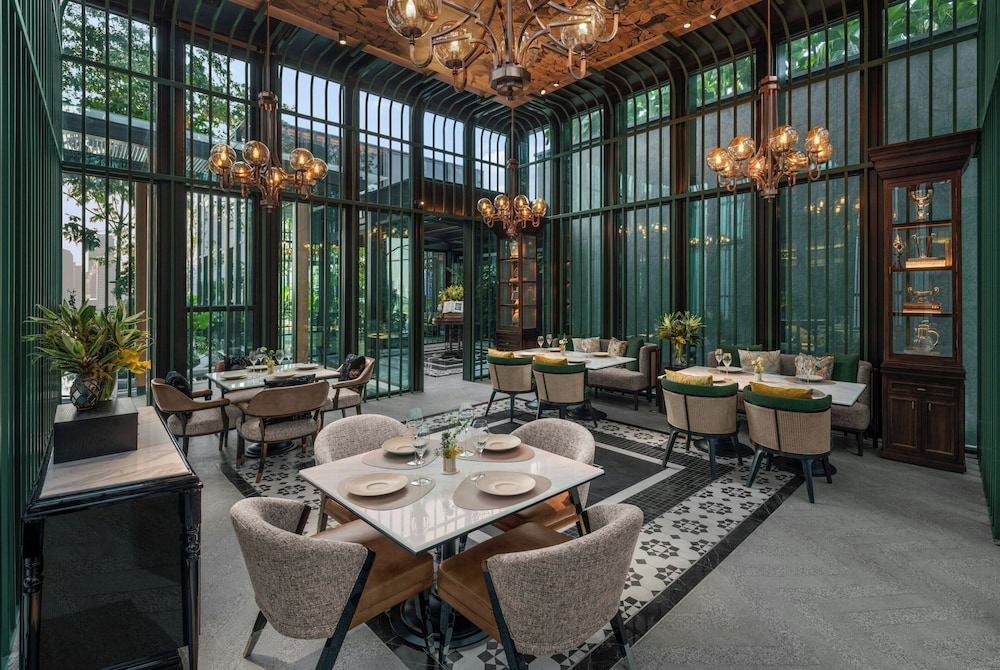 The Ritz-Carlton, Bangkok 30/45