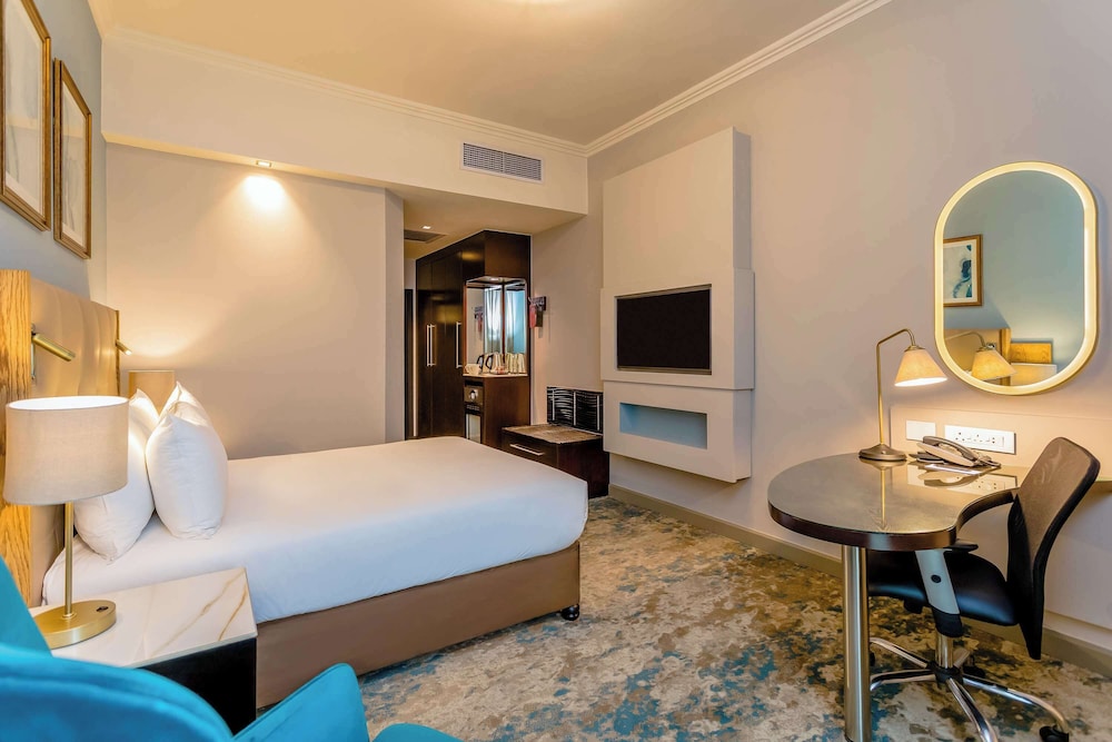 غرفة قياسية بسرير مزدوج أو سريرين منفصلين، Southern Sun Sandton 8/10