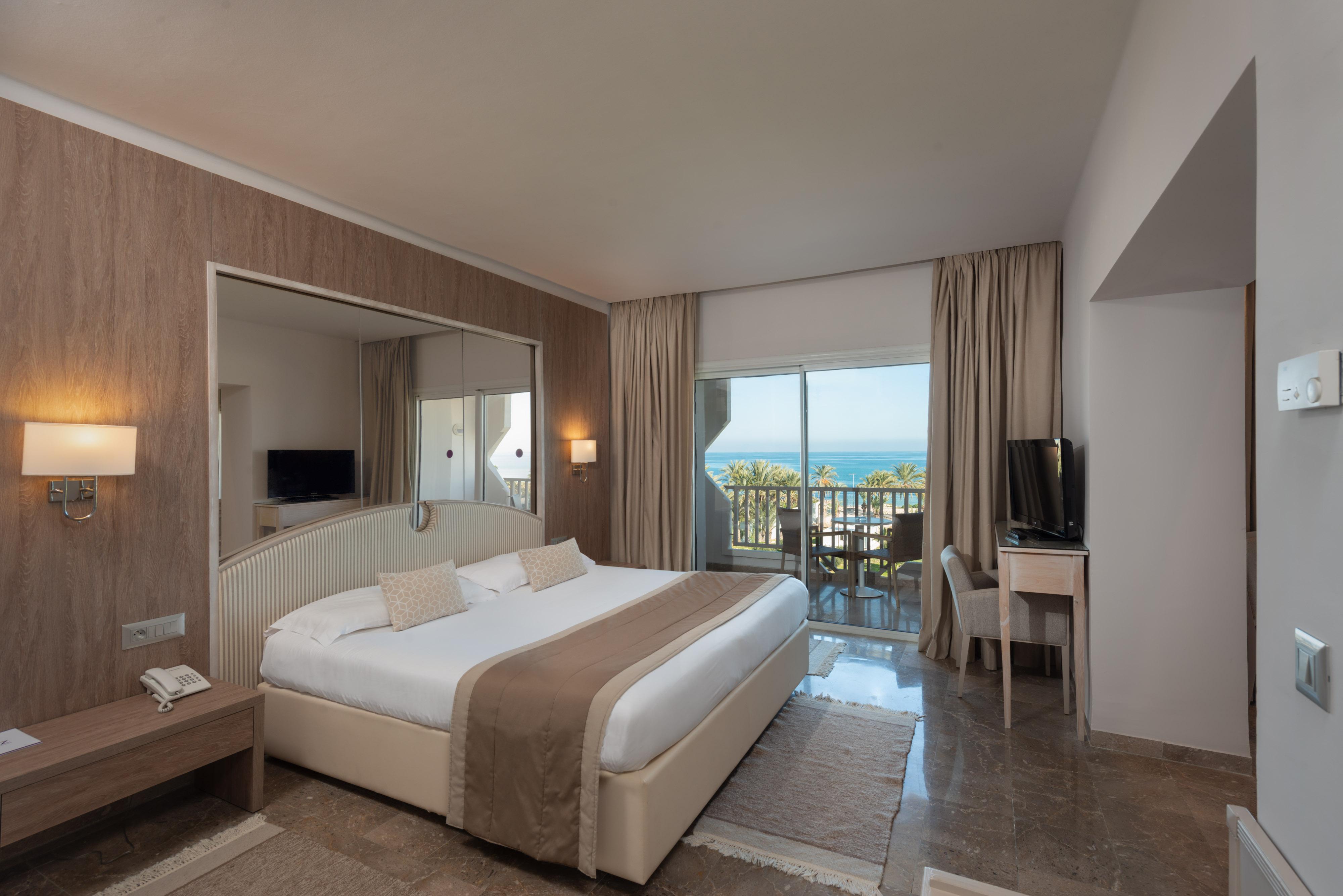 Senior, Prestige, Suite, Balcony or Terrace