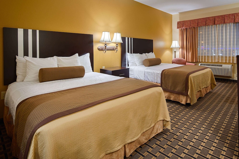 ROOM, 2 QUEEN BEDS