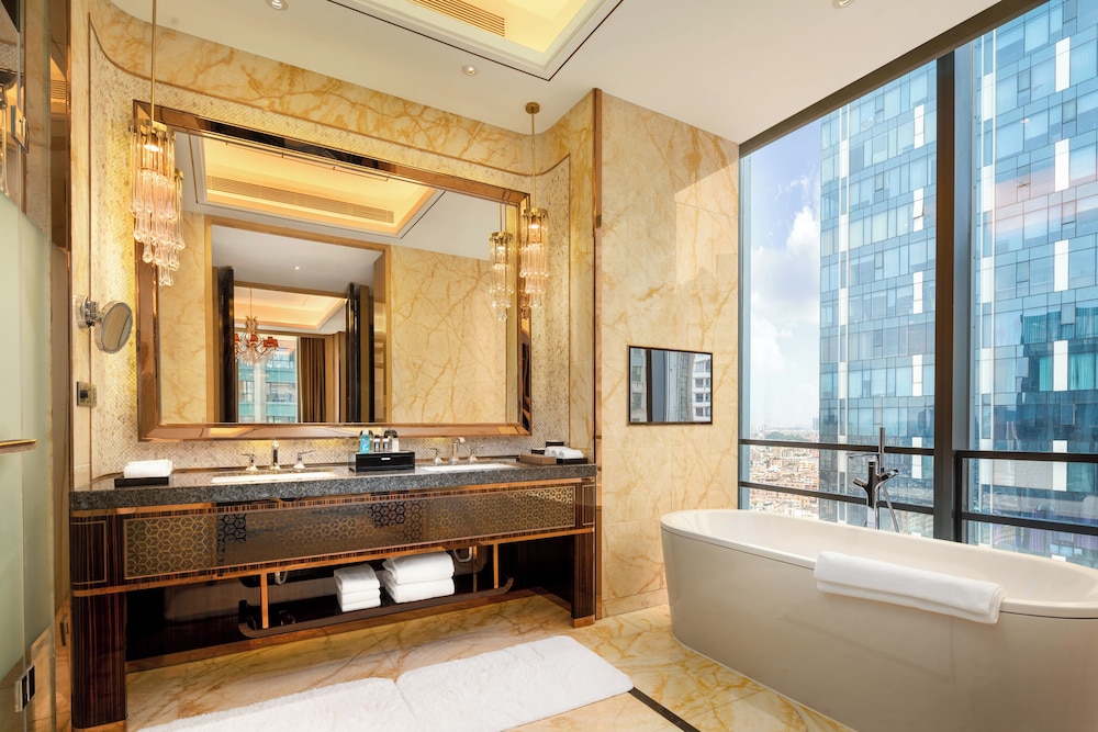 Wanda Vista Dongguan 70/70