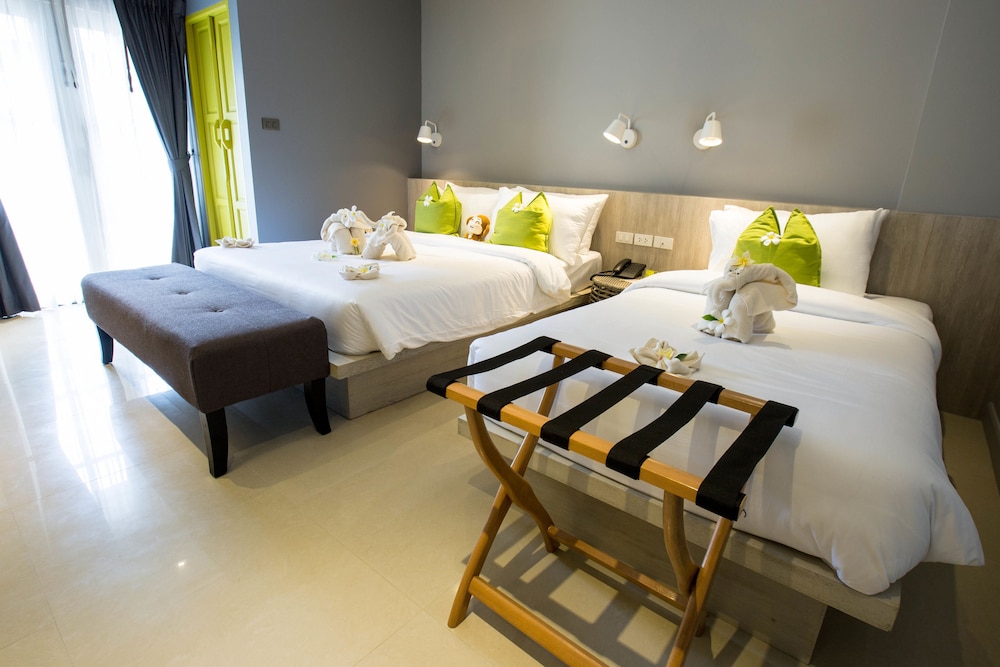 Ploen Chaweng Koh Samui 10/85