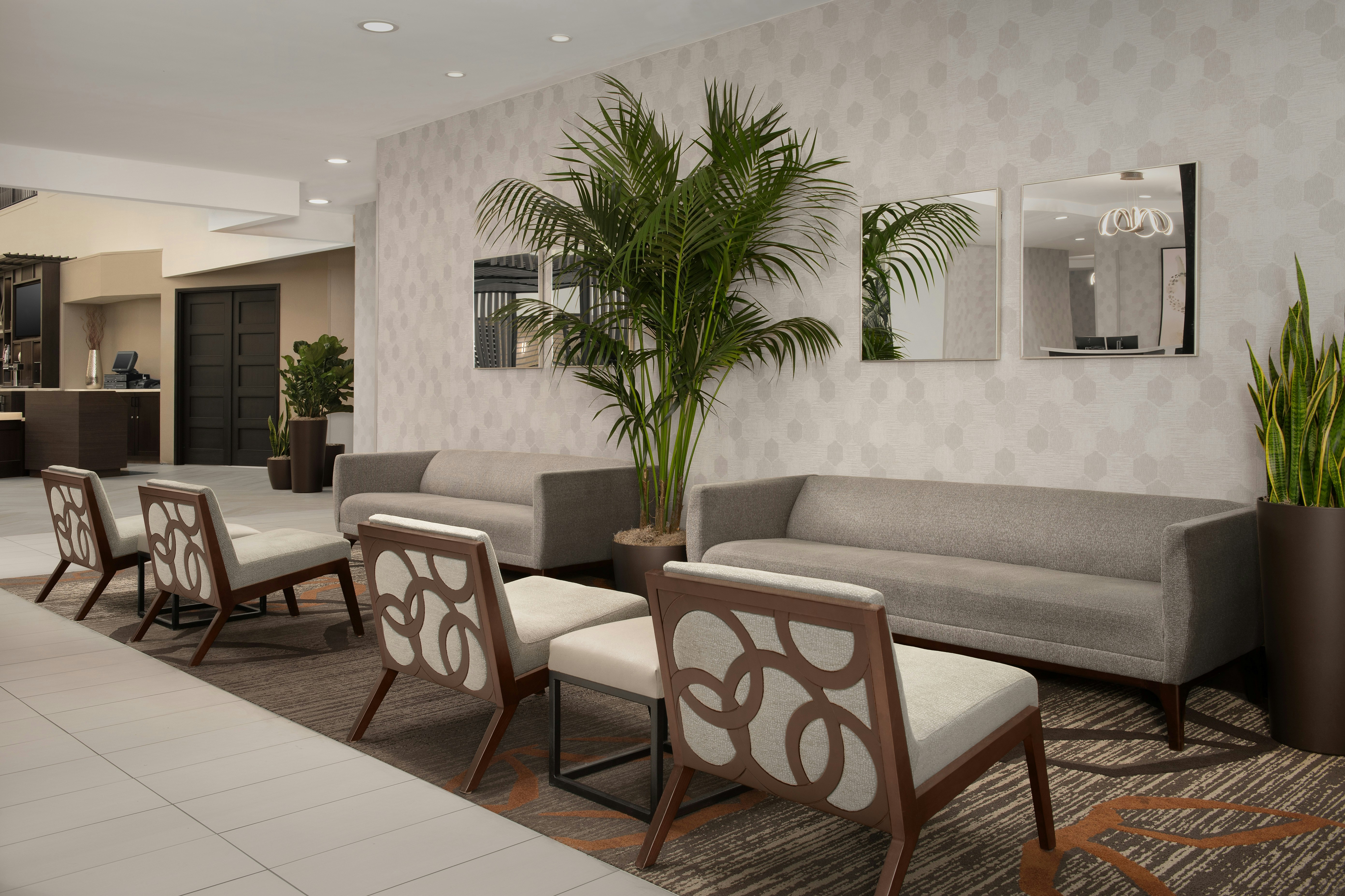 Embassy Suites La Quinta & Spa 51/85