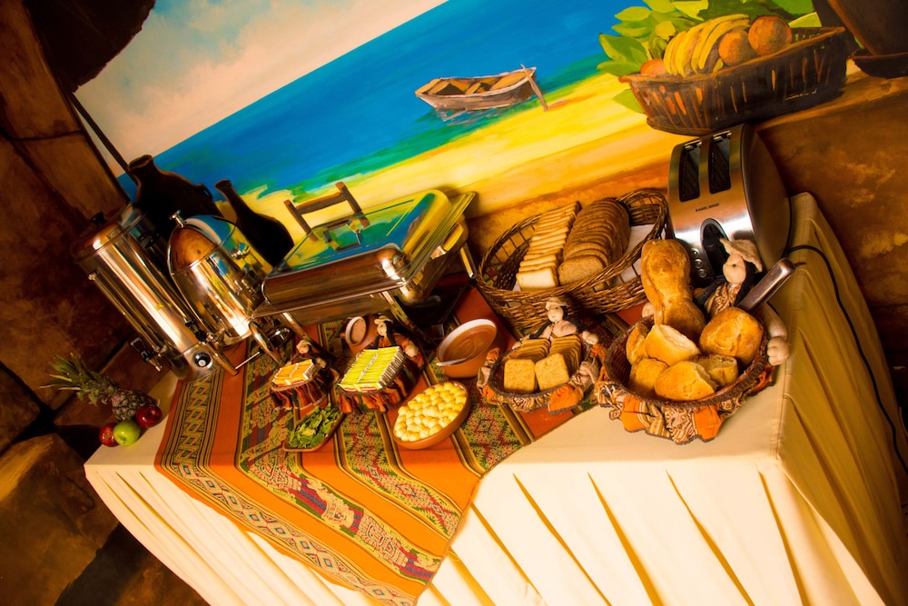 Las Brisas Hotel 38/50