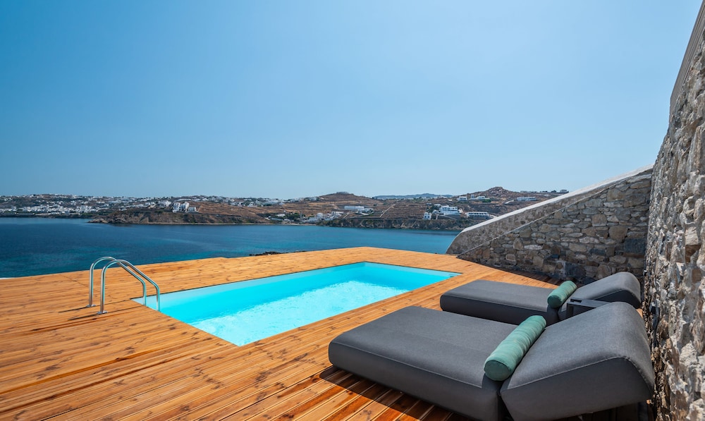 Dreambox Mykonos Suites 30/53