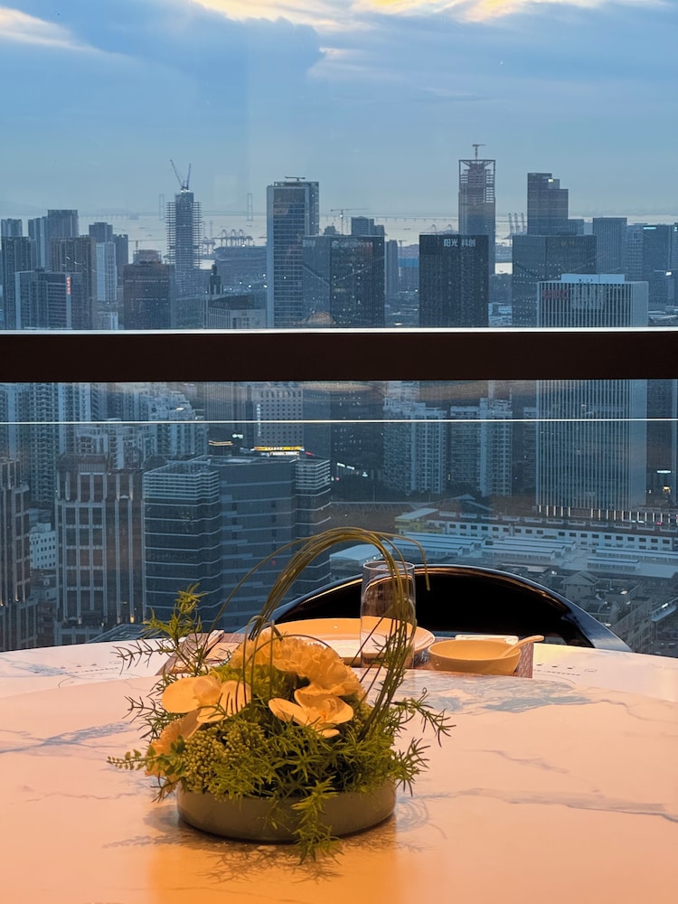 UrCove by Hyatt Shenzhen Bay Nanyou 41/50