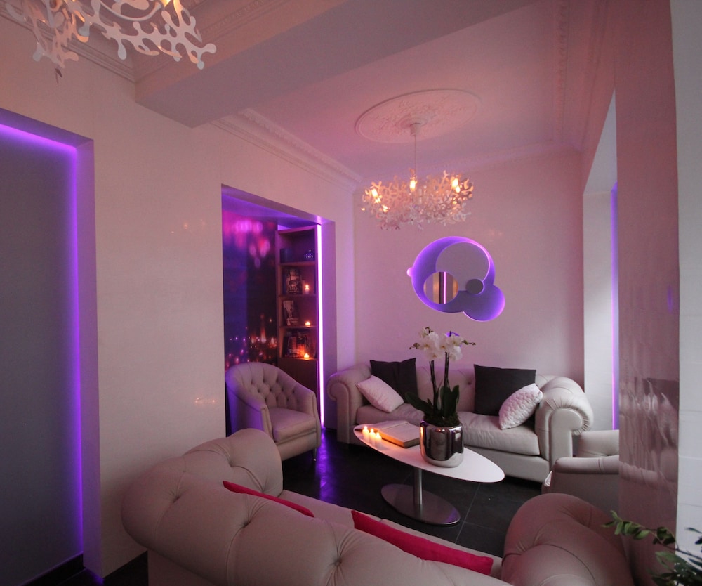 Hotel Lumieres Montmartre Paris 52/62