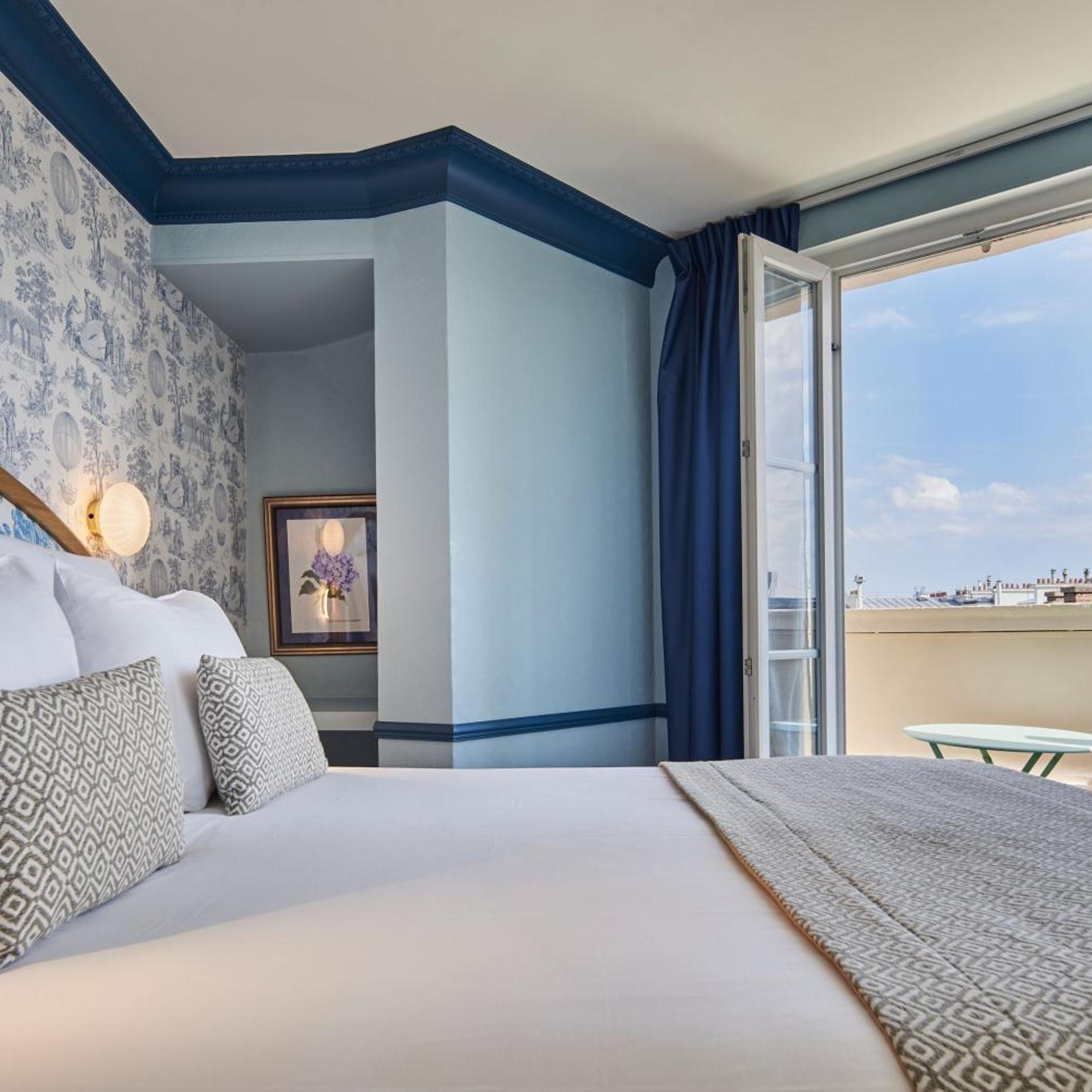 Room, Double Bed, Balcony