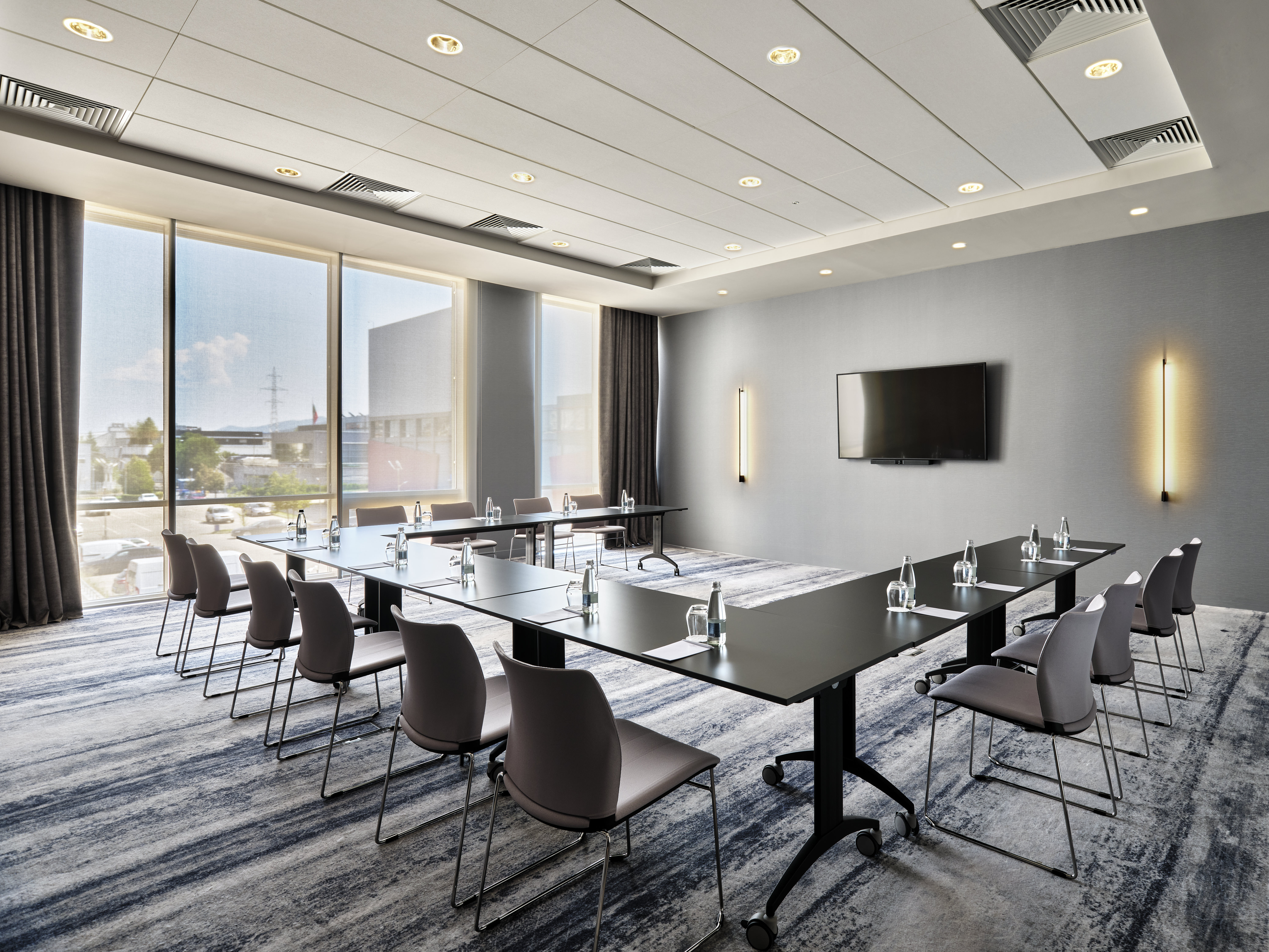 Crowne Plaza Sofia An Ihg Hotel 53/62