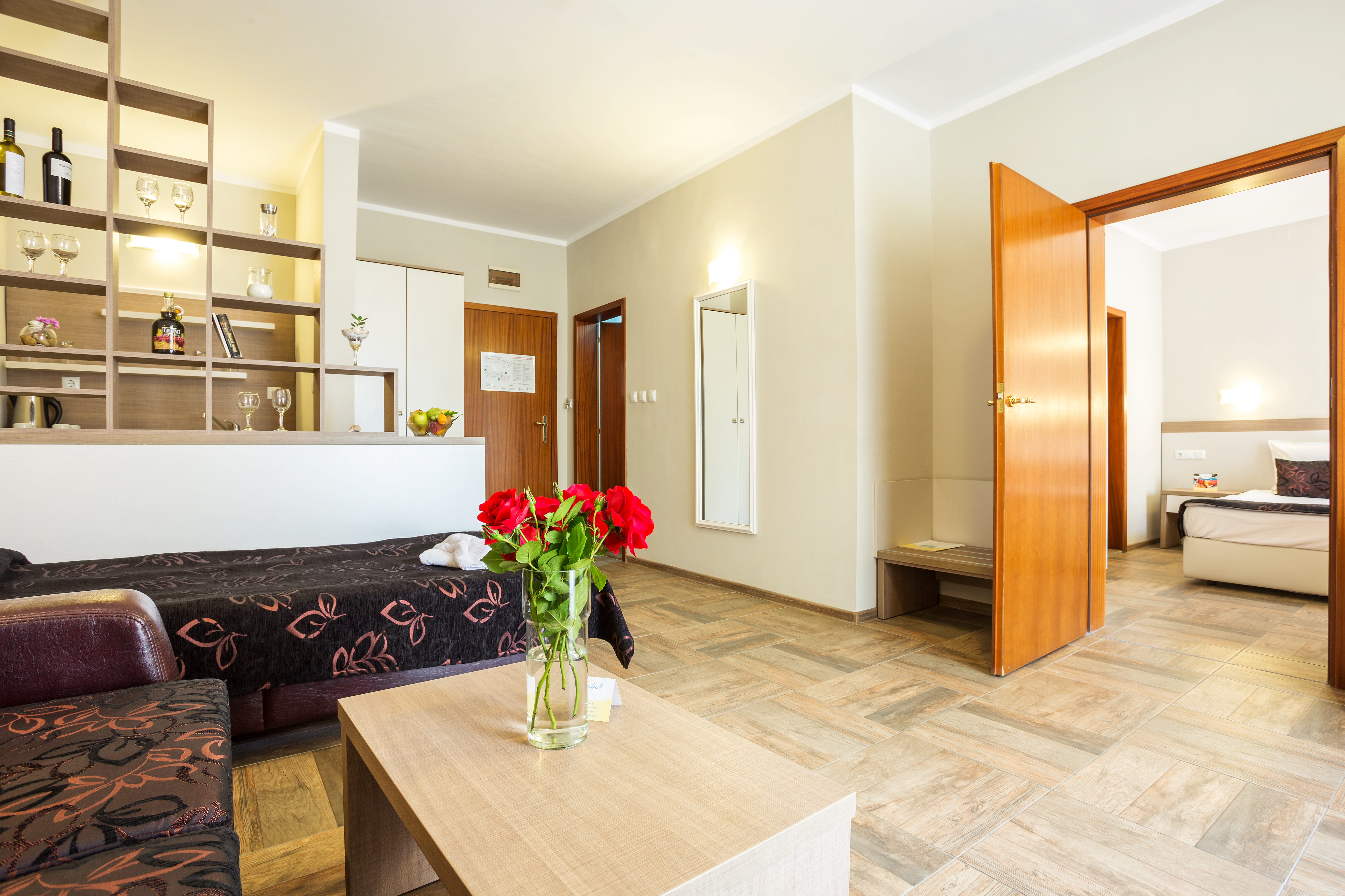 Ljuljak Hotel 21/37