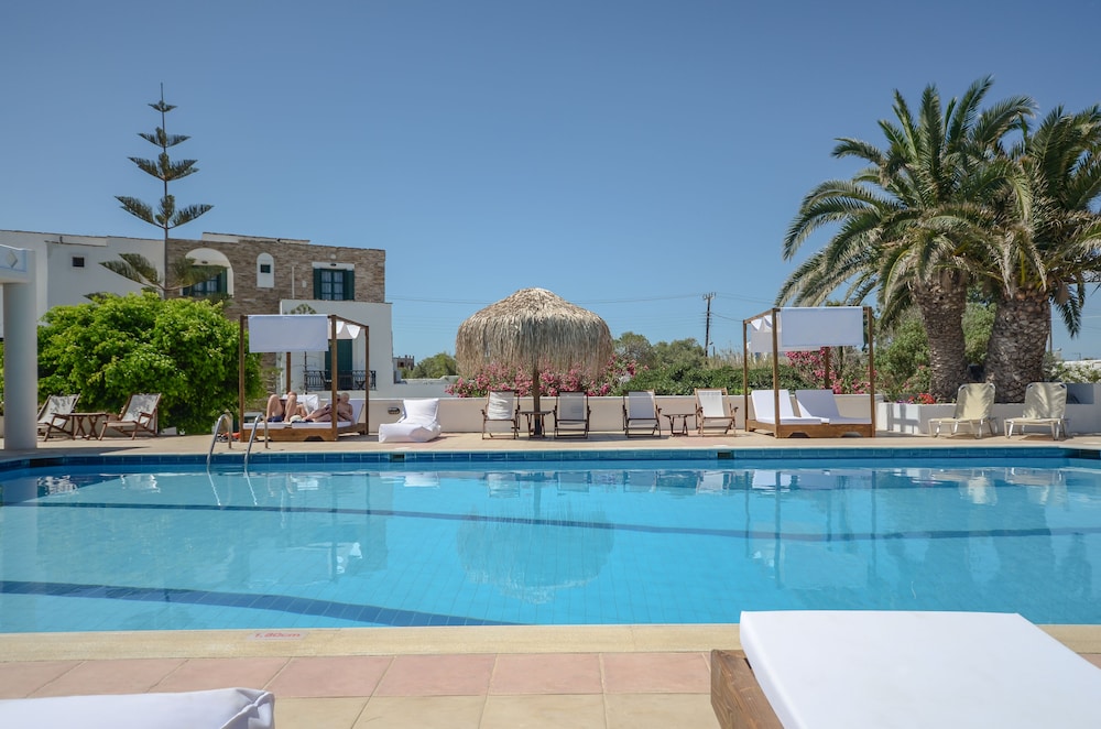 Naxos Beach Hotel 68/71