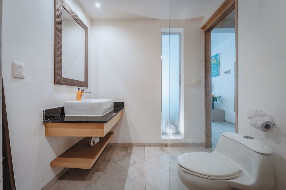 Soho Playa Hotel 60/64