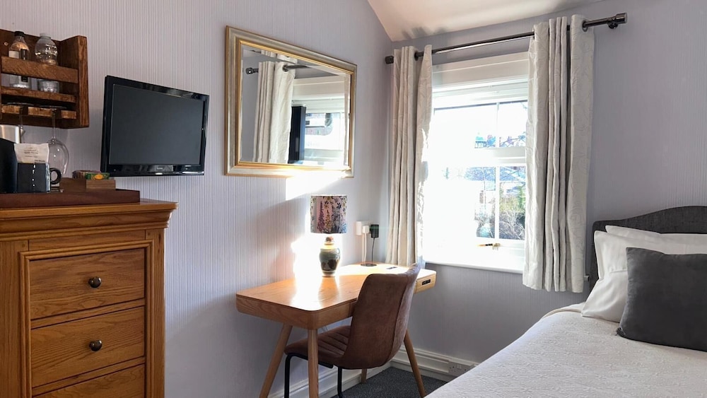 Greylands Guesthouse 41/50