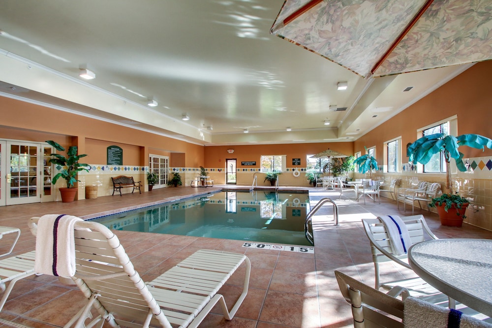 swimming pool spa