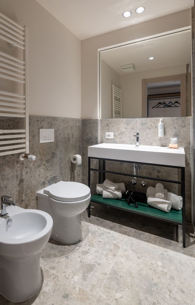 Hotel Catignano 45/50