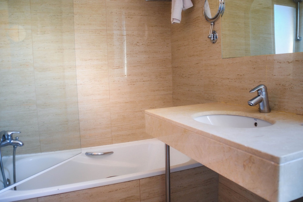 Hotel Faranda Marsol Candas, Ascend Hotel Collection 41/47