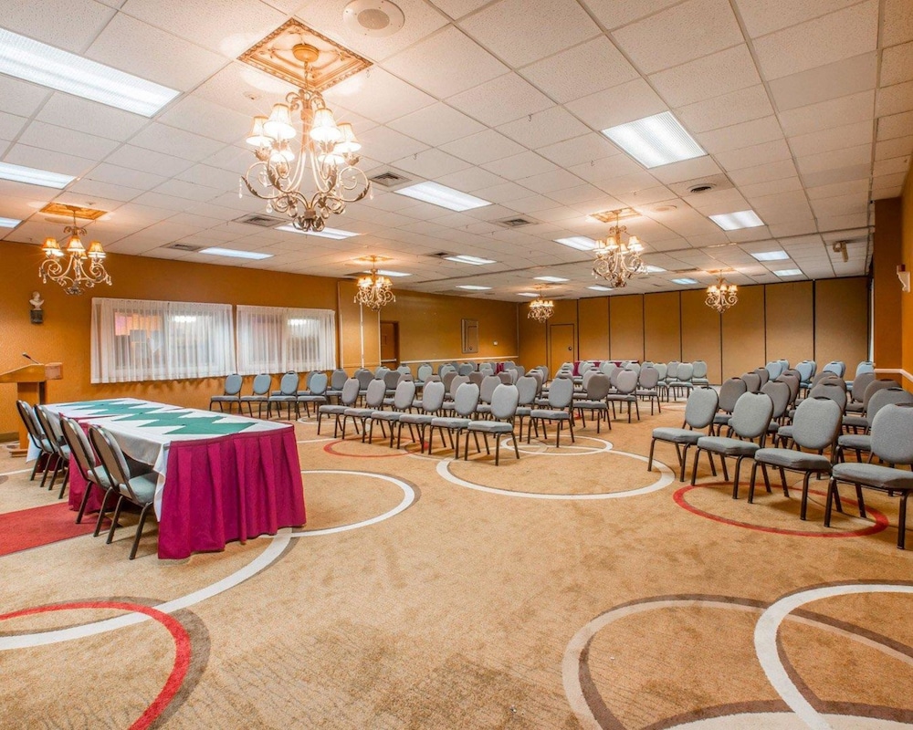 Quality Inn & Conference Center Brattleboro North 58/64